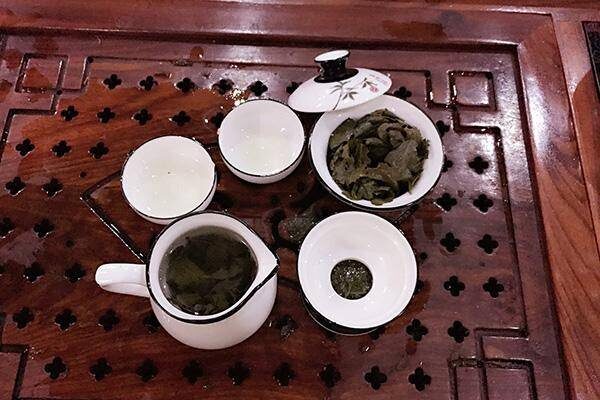喝茶水对身体有什么好处和坏处(每天喝茶对身体有害吗)